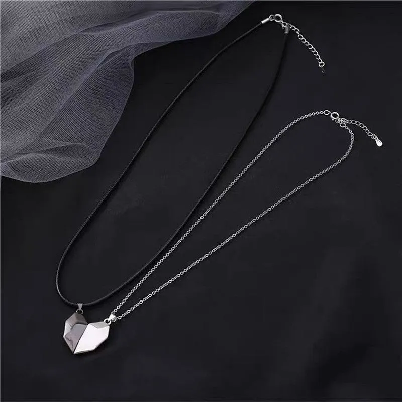 Magnetic Half Heart Couple Necklaces Set