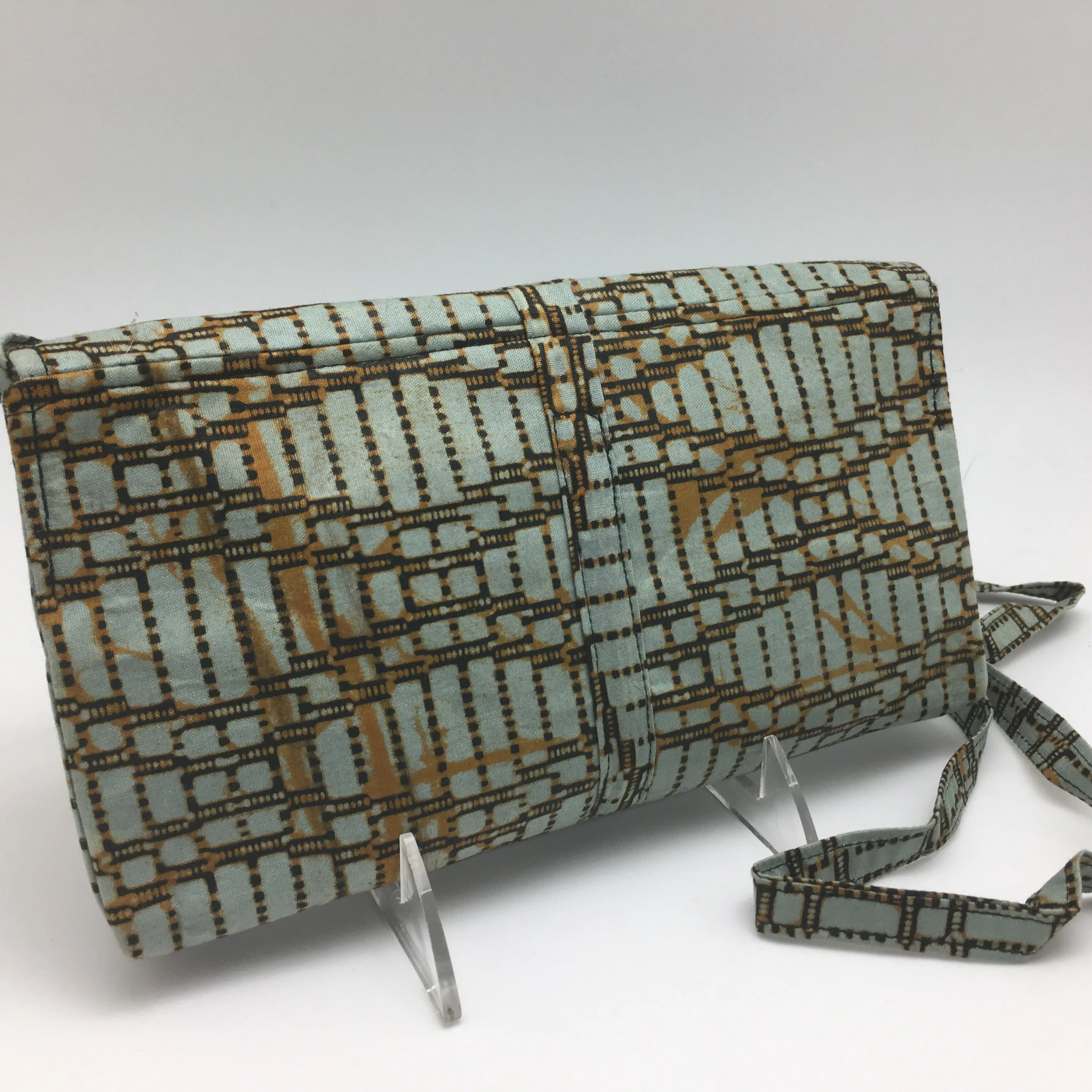 Rwandan Batik Clutch Bag w/Shoulder Strap - Mint Abstract