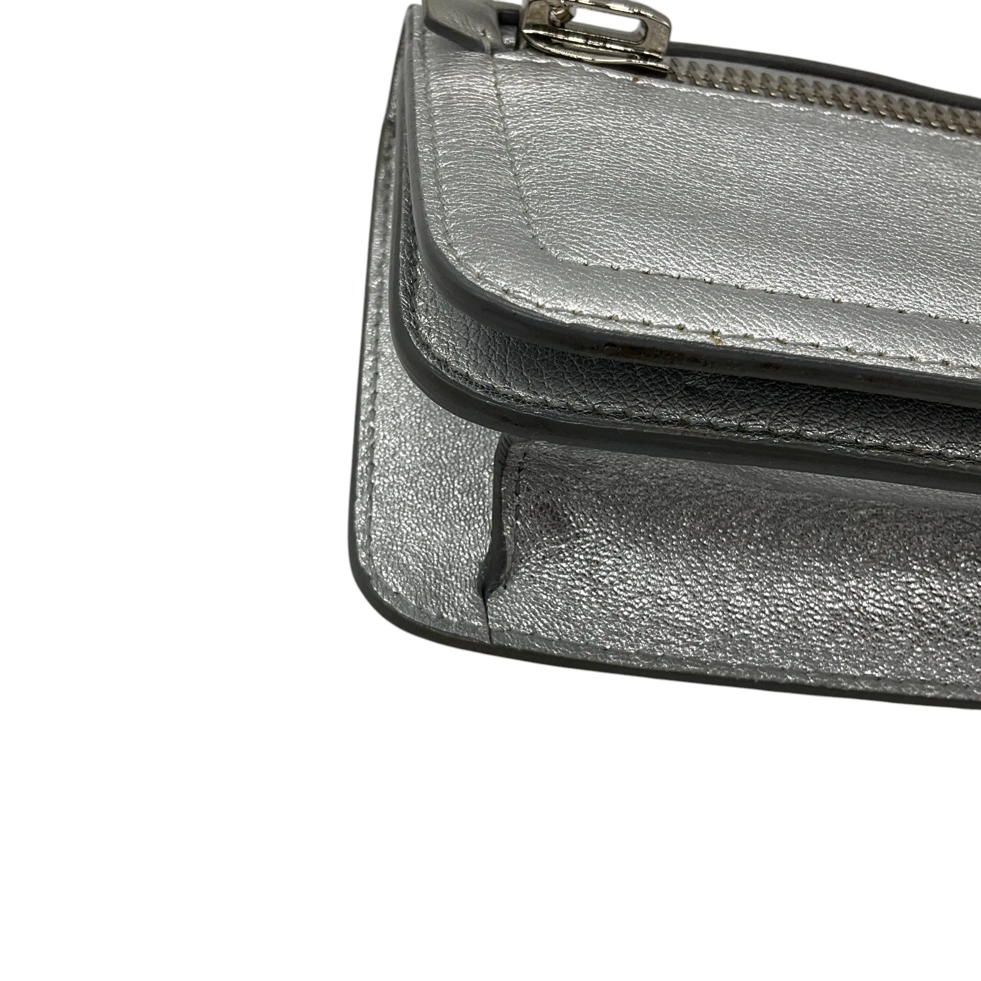 Tom Ford Silver Metallic Zipper Detail Jennifer Clutch Handbag